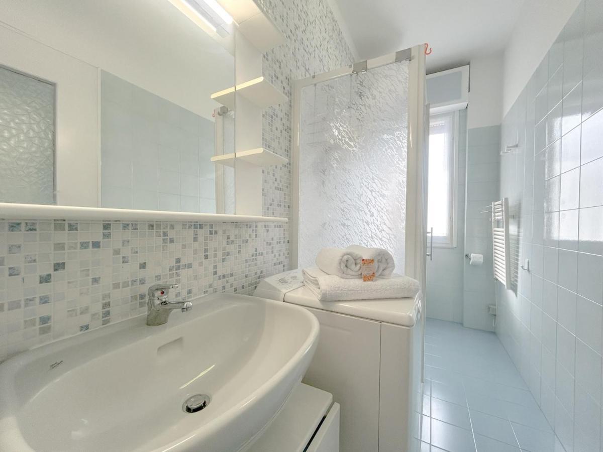 Elegante A 600 Meter Dal Mare Appartement Rome
