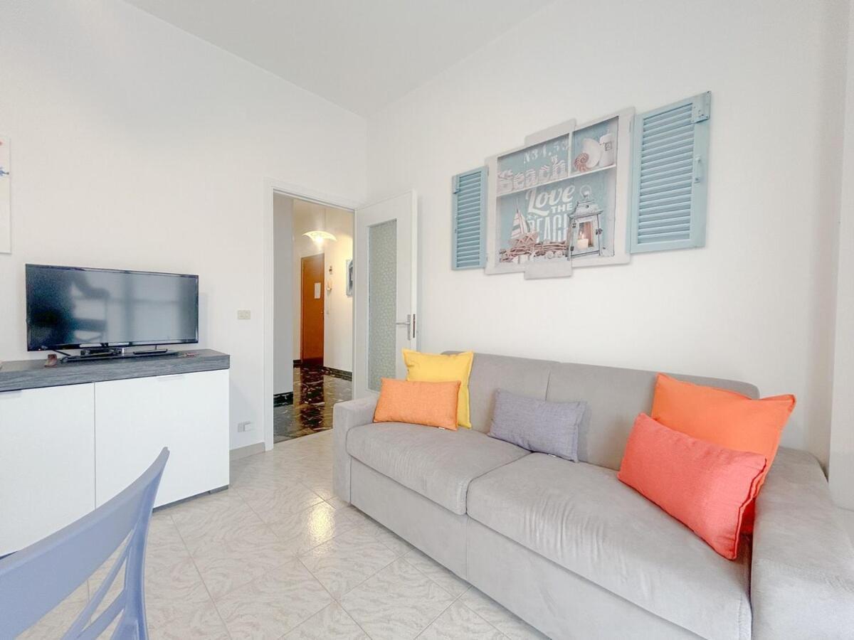 Elegante A 600 Meter Dal Mare Appartement